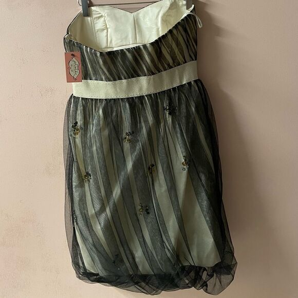 Phoebe Couture Bejeweled Tulle Overlay Strapless Formal Mini Dress NWT Size 8 - Picture 15 of 15